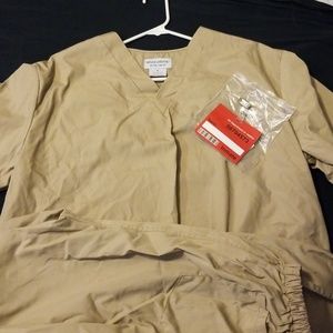 XL Orange is the new black inmate costume.